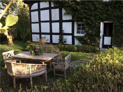 Lorem ipsum dolor sit amet, consetetur sadipscing elitr, sed diam nonumy eirmod tempor invidunt ut labore et dolore magna aliquyam